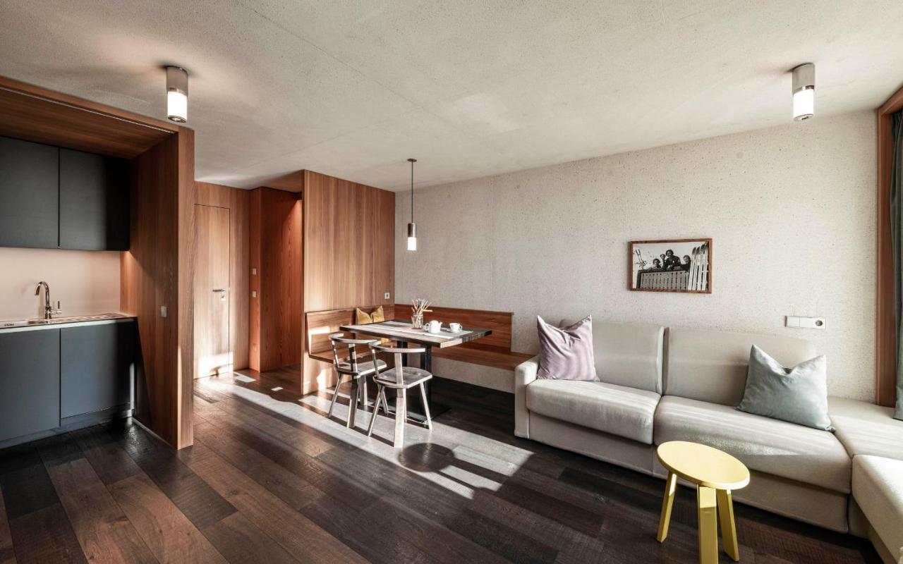 La Paula Apartments & Suites ซีอูซี ภายนอก รูปภาพ